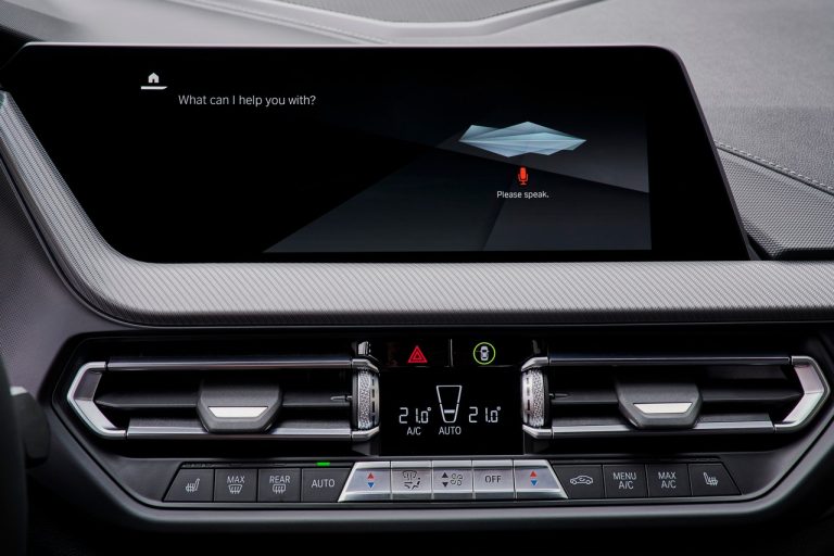 Bmw 220d M Sport e Bmw M235i xDrive 2020: immagini ufficiali