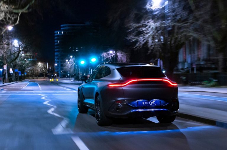 Aston Martin DBX by Q: immagini ufficiali