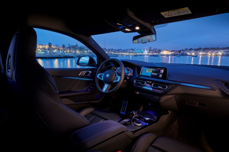 Bmw 220d M Sport e Bmw M235i xDrive 2020: immagini ufficiali