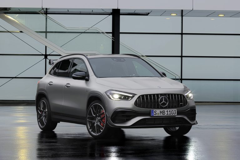 Mercedes-AMG GLA 45 4MATIC+ 2020: immagini ufficiali