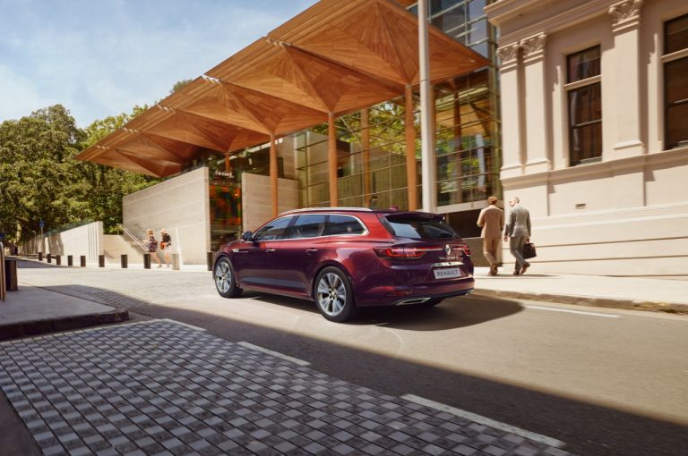 Renault Talisman 2020: immagini ufficiali