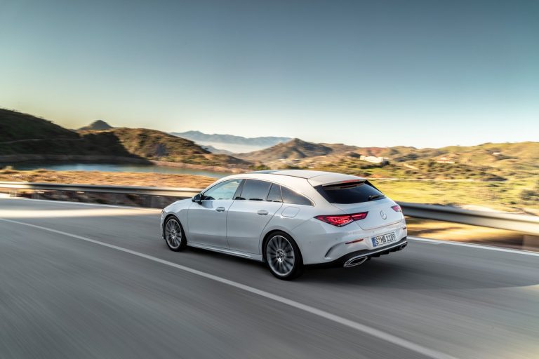 Mercedes CLA Shooting Brake 2020: immagini ufficiali