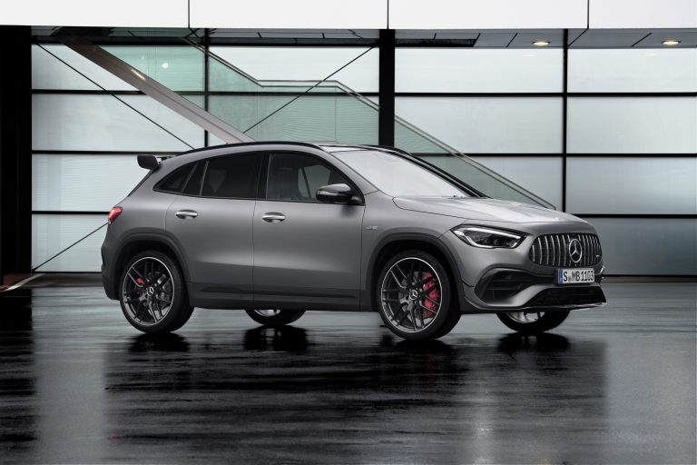 Mercedes-AMG GLA 45 4MATIC+ 2020: immagini ufficiali