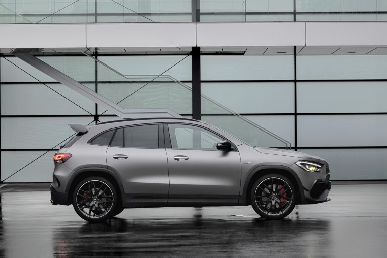 Mercedes-AMG GLA 45 4MATIC+ 2020: immagini ufficiali