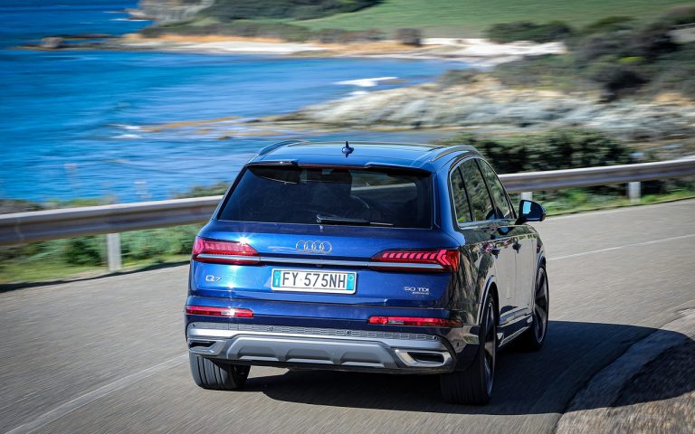Audi Q5, Q7 e SQ8: le immagini