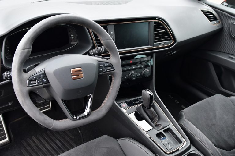 Leon Cupra R ST: la prova su strada