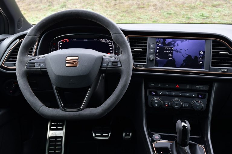 Leon Cupra R ST: la prova su strada