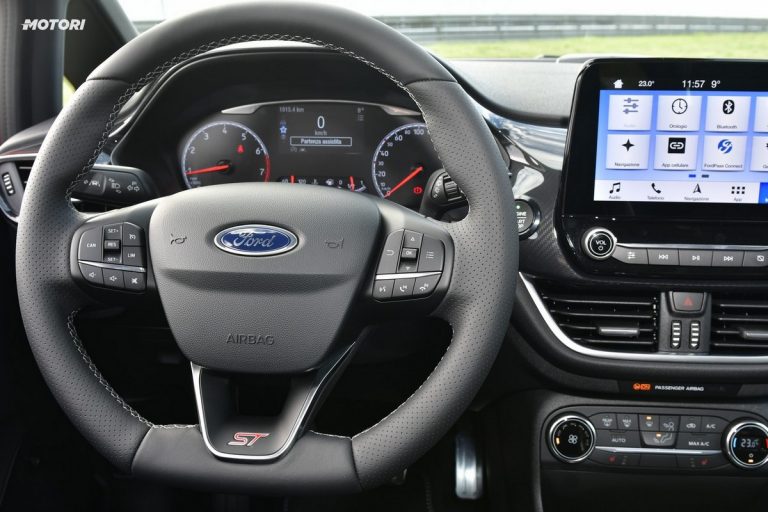 Ford Fiesta ST: la prova su strada e in pista