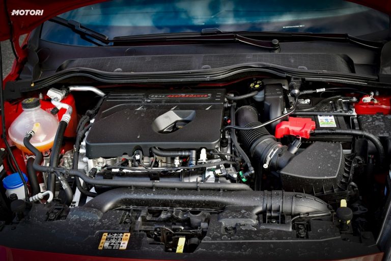 Ford Fiesta ST: la prova su strada e in pista
