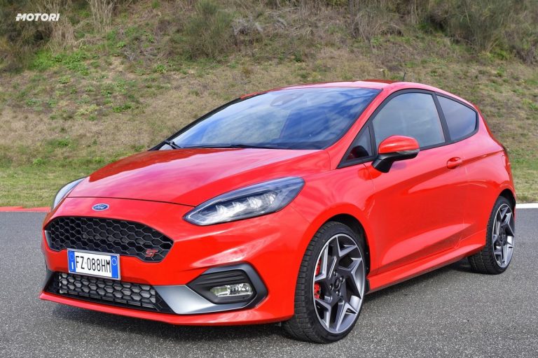 Ford Fiesta ST: la prova su strada e in pista