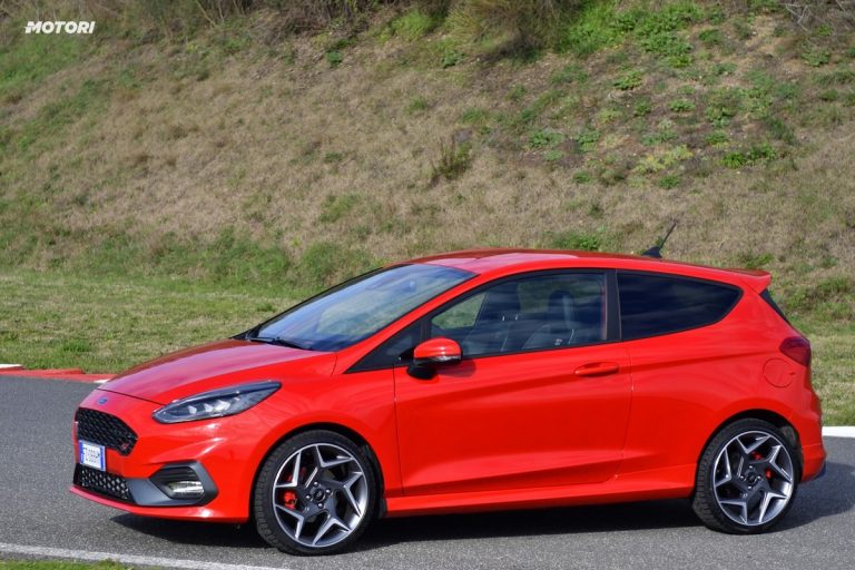 Ford Fiesta ST: la prova su strada e in pista