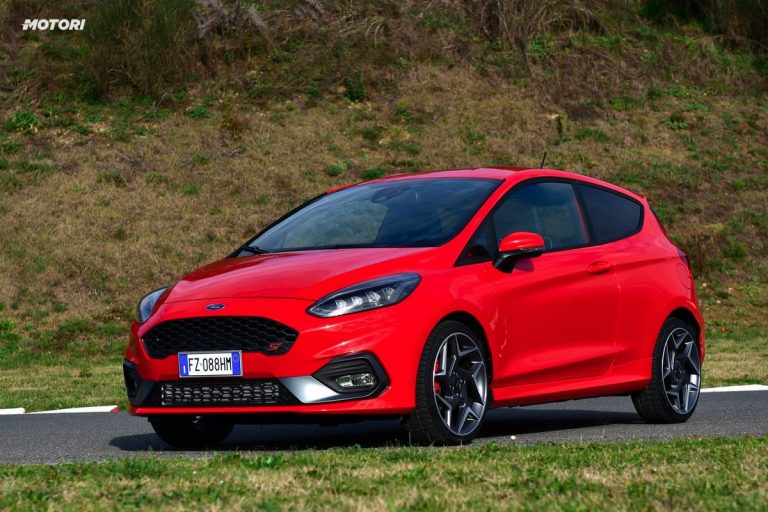 Ford Fiesta ST: la prova su strada e in pista