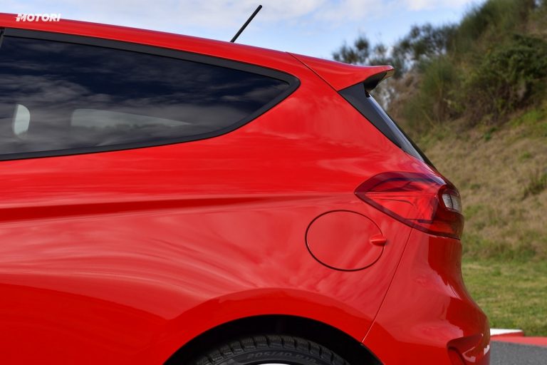 Ford Fiesta ST: la prova su strada e in pista