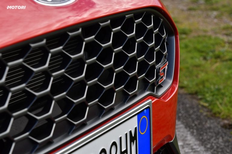 Ford Fiesta ST: la prova su strada e in pista