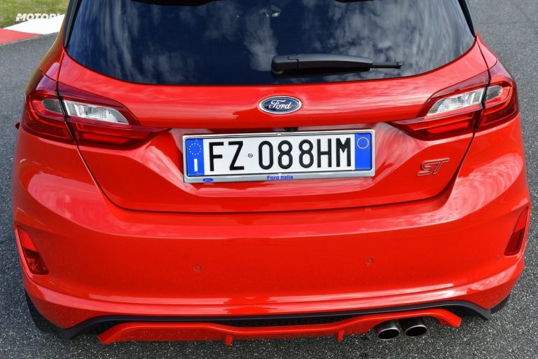Ford Fiesta ST: la prova su strada e in pista