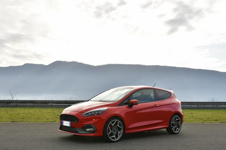 Ford Fiesta ST: la prova su strada e in pista