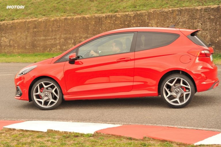 Ford Fiesta ST: la prova su strada e in pista