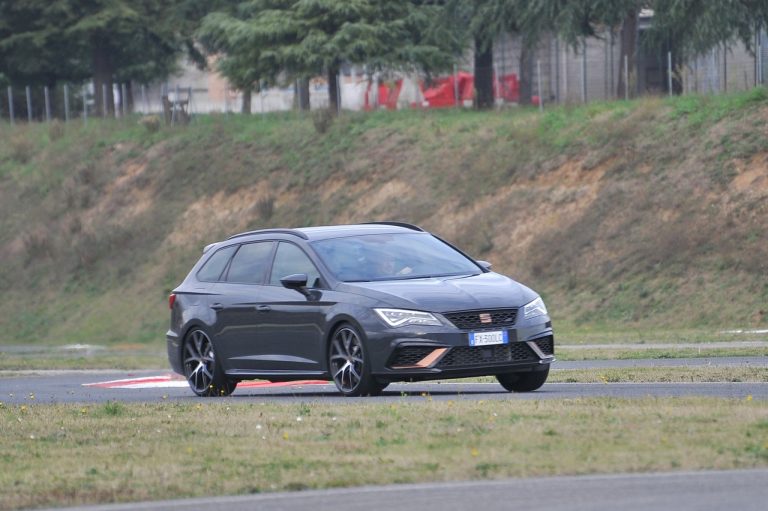 Leon Cupra R ST: la prova su strada