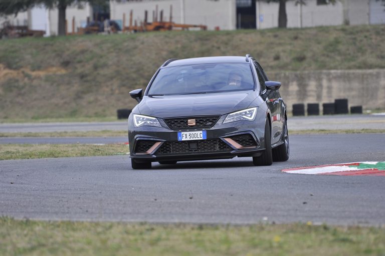 Leon Cupra R ST: la prova su strada