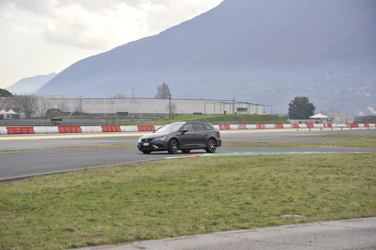 Leon Cupra R ST: la prova su strada