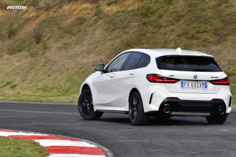 BMW M135i xDrive: la prova su strada e in pista