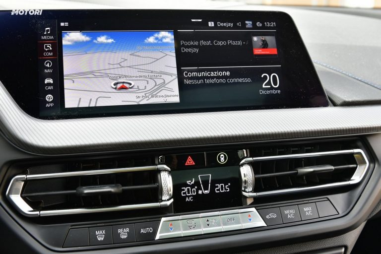 BMW M135i xDrive: la prova su strada e in pista