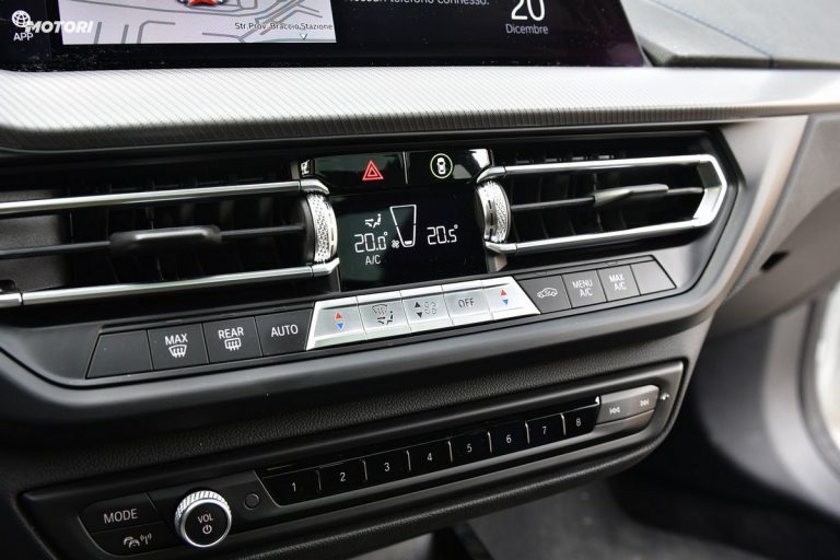 BMW M135i xDrive: la prova su strada e in pista