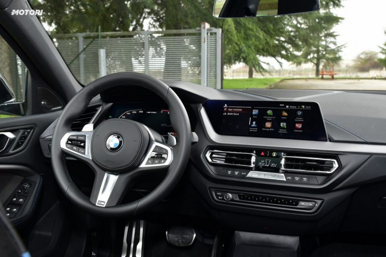 BMW M135i xDrive: la prova su strada e in pista