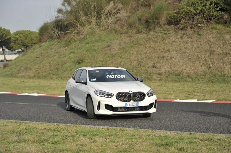 BMW M135i xDrive: la prova su strada e in pista