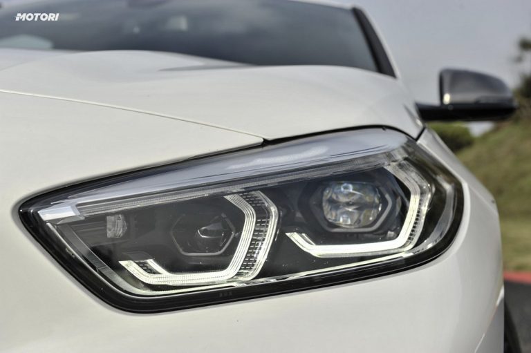 BMW M135i xDrive: la prova su strada e in pista