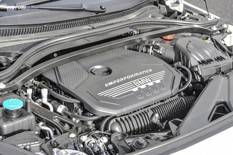 BMW M135i xDrive: la prova su strada e in pista