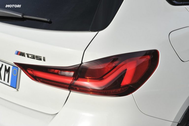 BMW M135i xDrive: la prova su strada e in pista