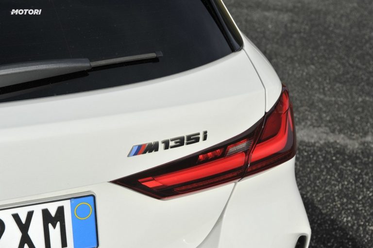 BMW M135i xDrive: la prova su strada e in pista