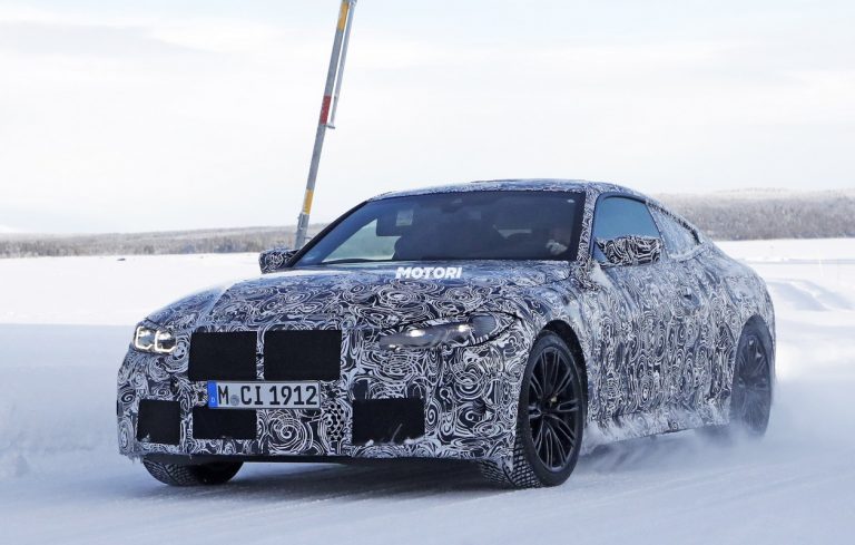 Nuova BMW M4: le foto spia