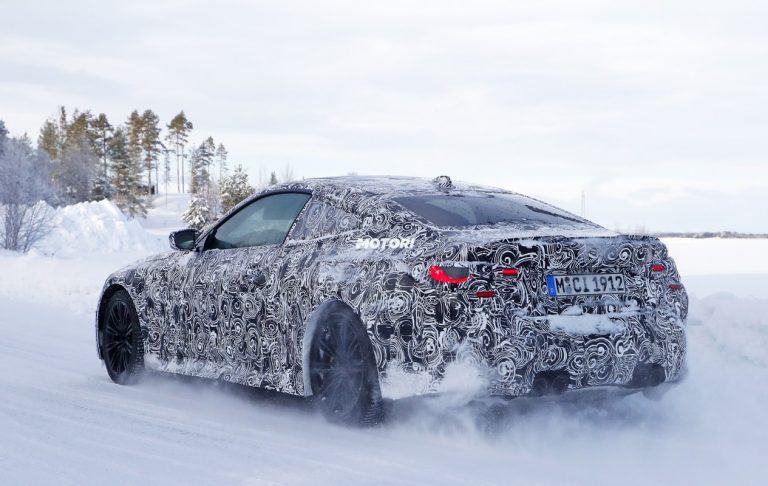 Nuova BMW M4: le foto spia