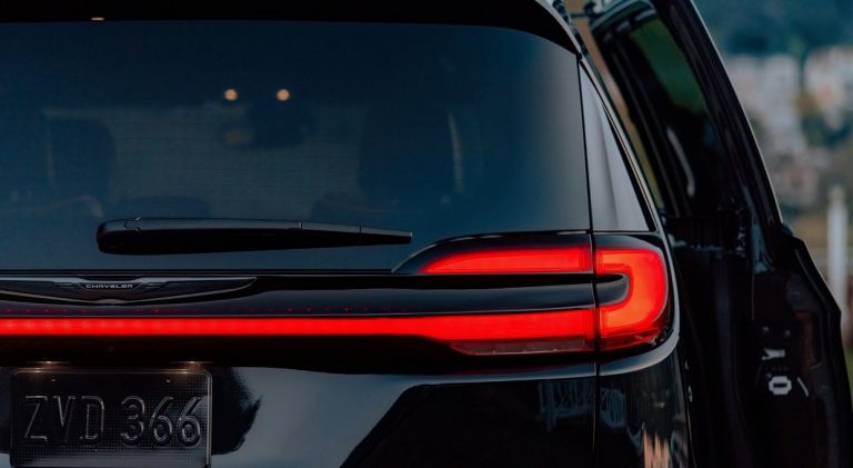 Chrysler Pacifica restyling 2020: immagini ufficiali