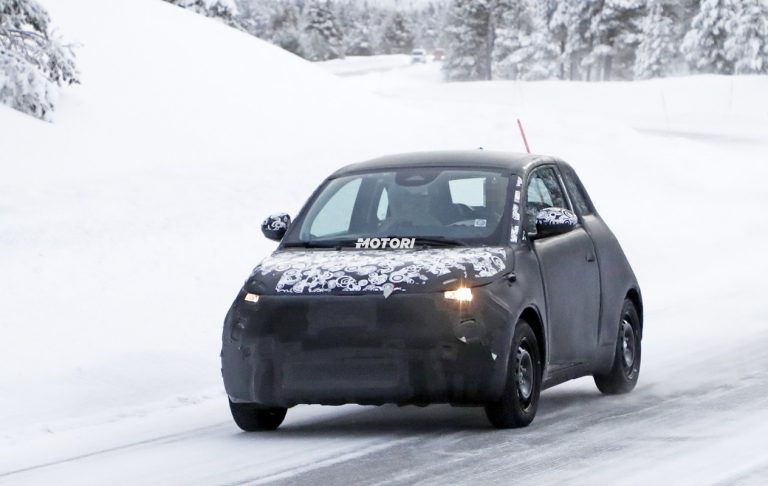 Fiat 500e: le foto spia del nuovo modello elettrico