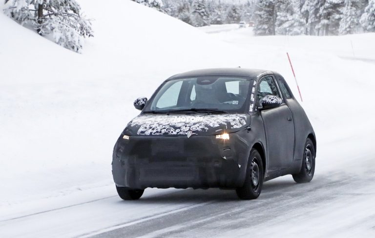 Fiat 500e: le foto spia del nuovo modello elettrico
