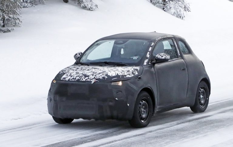 Fiat 500e: le foto spia del nuovo modello elettrico