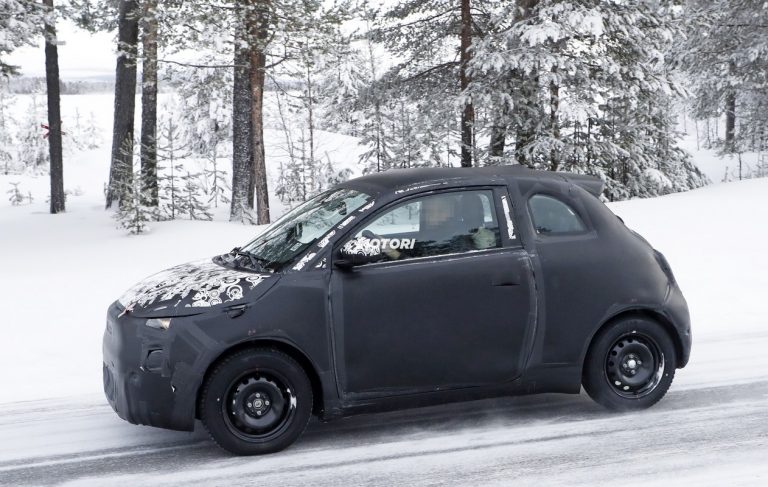 Fiat 500e: le foto spia del nuovo modello elettrico
