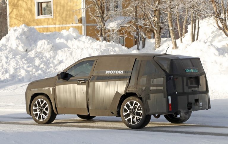 Fiat SUV: le prime foto spia dell'inedito modello