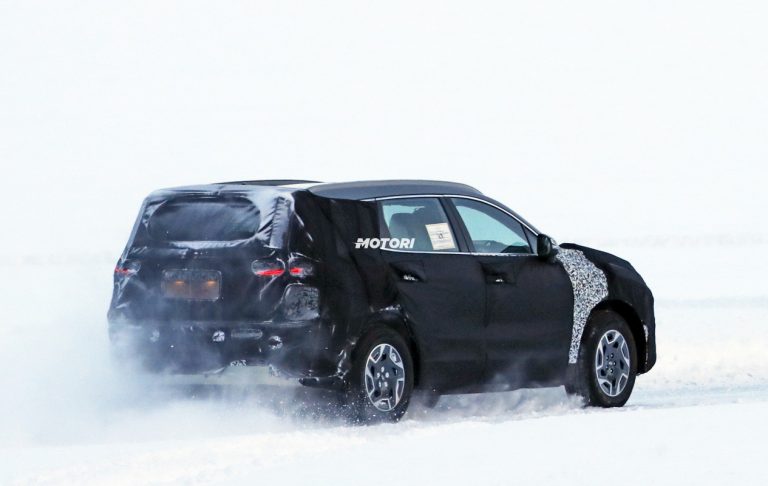 Hyundai Santa Fe restyling: le foto spia