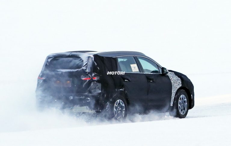 Hyundai Santa Fe restyling: le foto spia