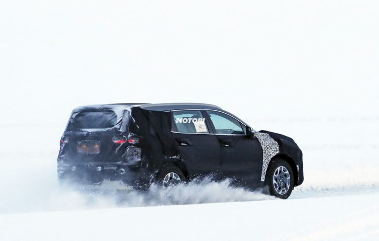 Hyundai Santa Fe restyling: le foto spia