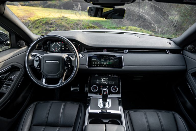 Range Rover Evoque D180 SE R Dynamic: la prova su strada