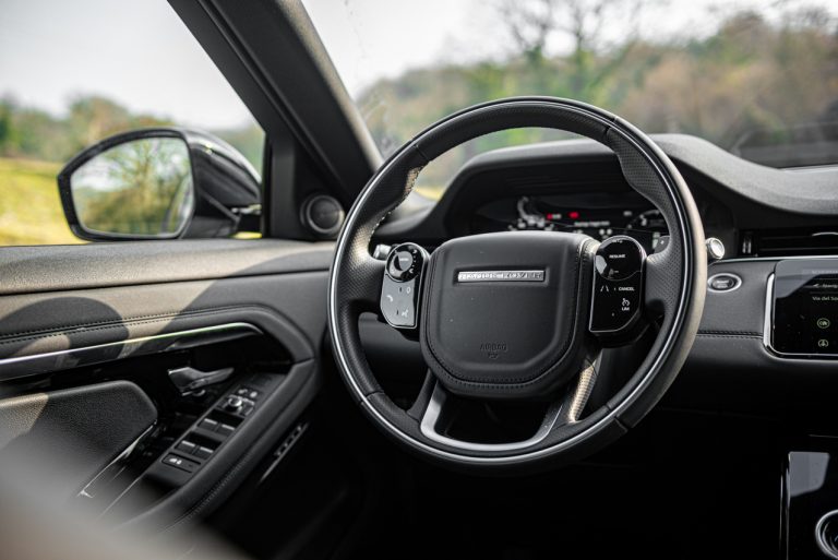 Range Rover Evoque D180 SE R Dynamic: la prova su strada