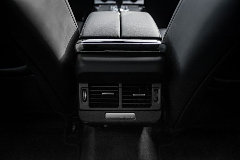 Range Rover Evoque D180 SE R Dynamic: la prova su strada