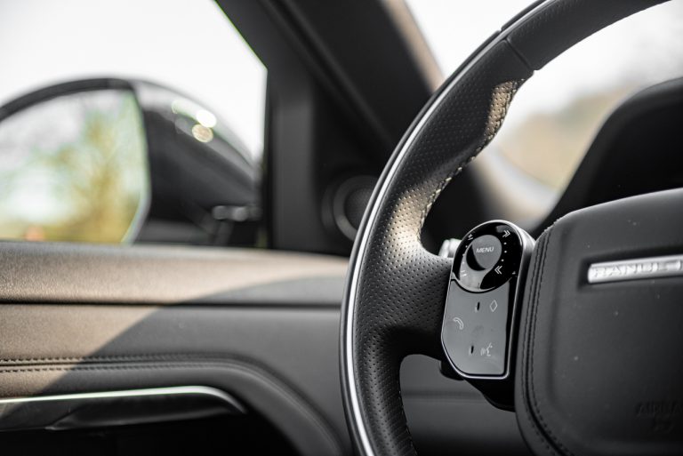 Range Rover Evoque D180 SE R Dynamic: la prova su strada