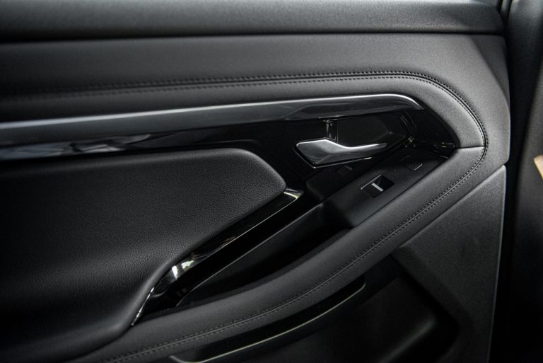 Range Rover Evoque D180 SE R Dynamic: la prova su strada