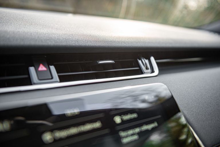 Range Rover Evoque D180 SE R Dynamic: la prova su strada
